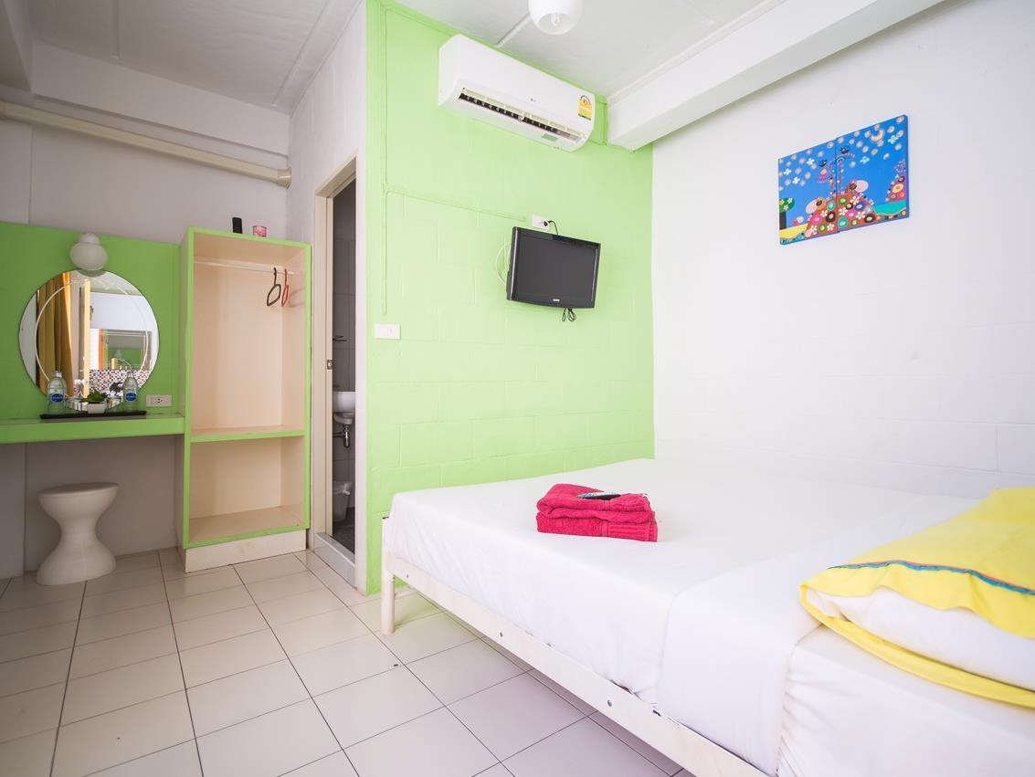 Sleep Sheep Phuket Hostel Sha Εξωτερικό φωτογραφία