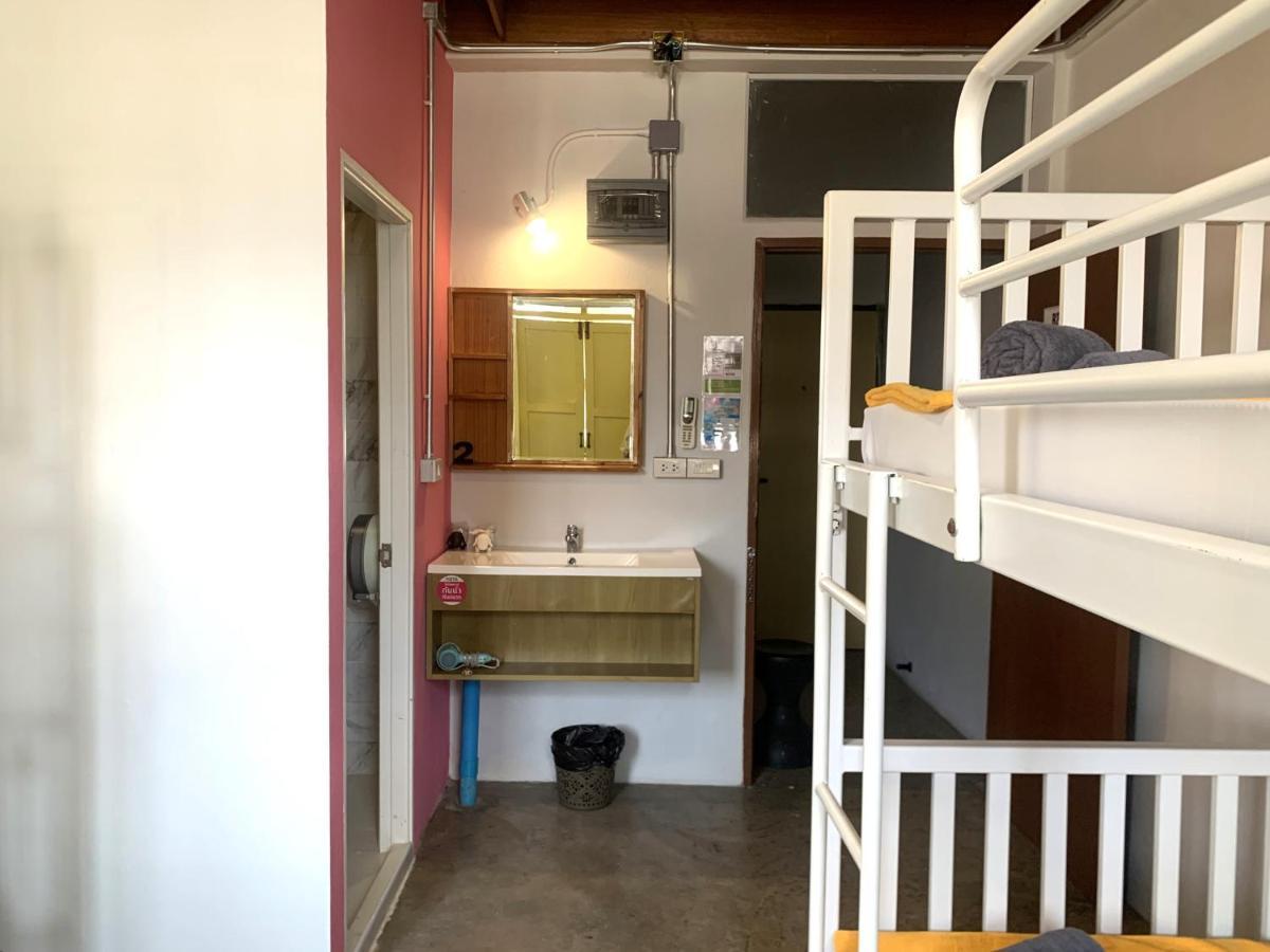 Sleep Sheep Phuket Hostel Sha Εξωτερικό φωτογραφία