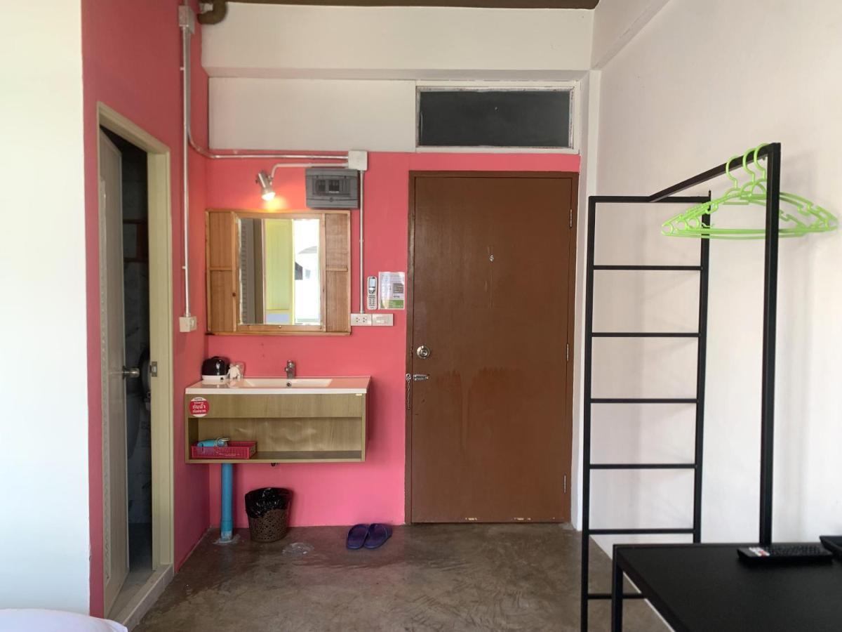 Sleep Sheep Phuket Hostel Sha Εξωτερικό φωτογραφία